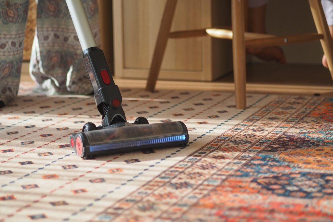 vezeték nélküli álló porszívó